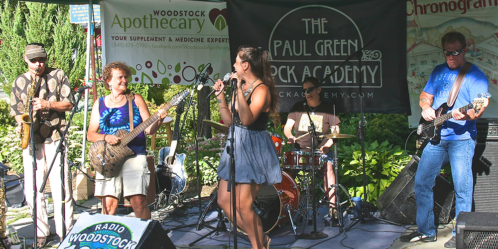 Lorah Yaccarino playing music